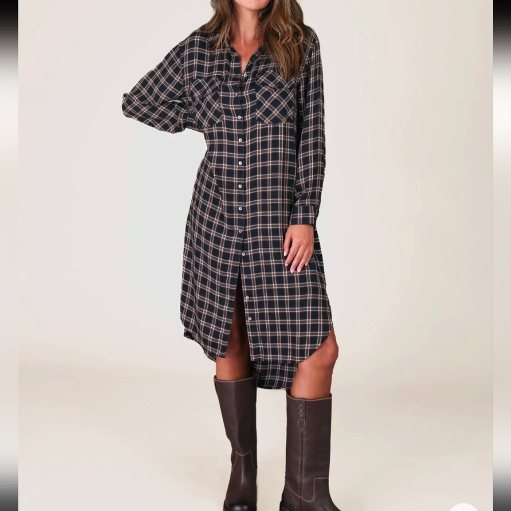 NATURAL LIFE Cooper Shirt Midi Dress Duster in Black and Tan Plaid M